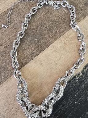 White House Black Market Silver Crystal Link Necklace